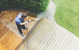 Деревянная палуба Power Washing